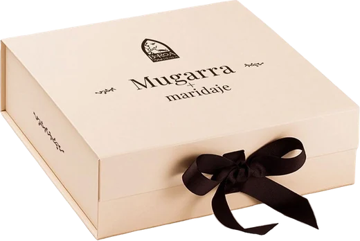 Caja Mugarra con maridaje